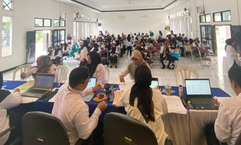 Pemerintah Kabupaten Cianjur memperpanjang kontrak 1.522 PPPK pada 2025, dengan fokus pada efisiensi pelayanan melalui teknologi.