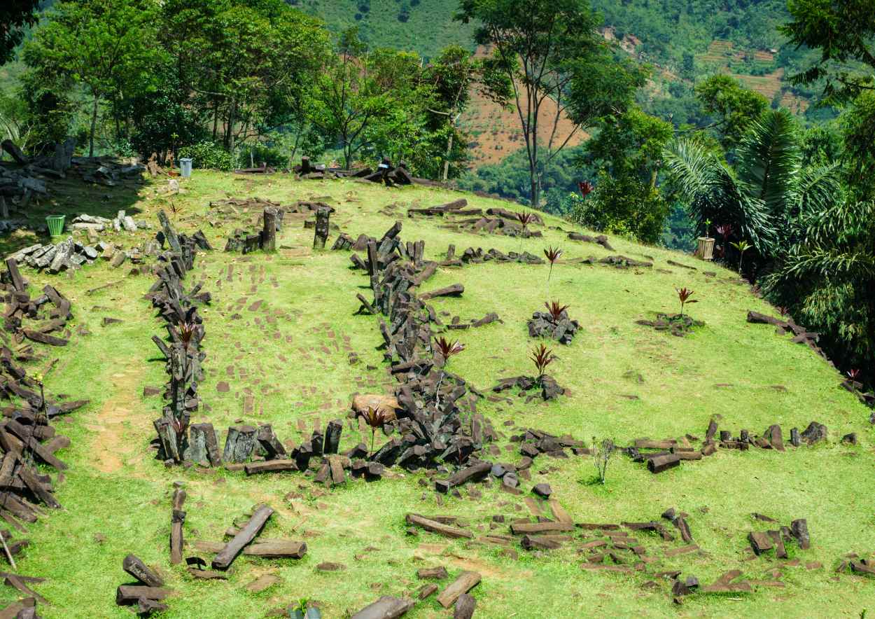 Penelitian dan Pemugaran Mendesak Dilanjutkan Demi Ungkap Misteri Megalitik Gunung Padang