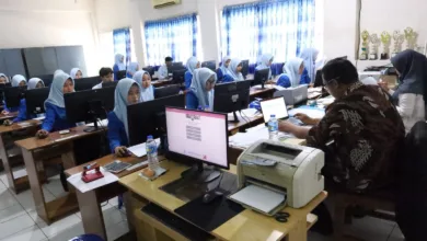 SMKN 1 Cianjur menggelar Uji Kompetensi Keahlian Akuntansi dan Perbankan untuk 136 siswa. Kegiatan ini memastikan lulusan berkompetensi