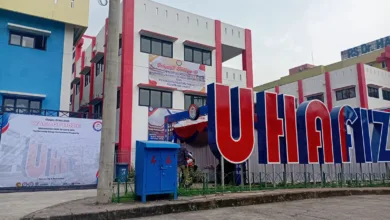 Menghadap langsung ke depan, UHAFIZ hadir sebagai kampus baru di Cianjur. Siap memulai babak baru pendidikan