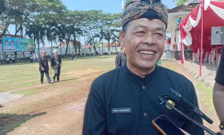 Kepala Disdikpora Cianjur, Ruhli Solehudin