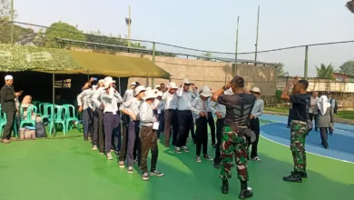 30 Siswa SMP Ikuti Pendidikan Karakter di Barak Yonif Raider 300, Fokus Tangani Kenakalan Remaja