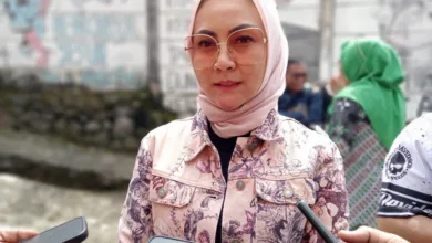 Wakil Ketua DPRD Cianjur Susi Susilawati Minta Sekolah Swasta dan Negri Tak Tahan Ijazah Siswa