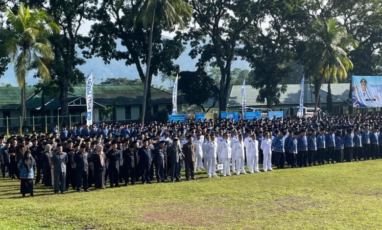 Pemkab Cianjur Wajibkan ASN Tebus SK dengan Bibit Tanaman