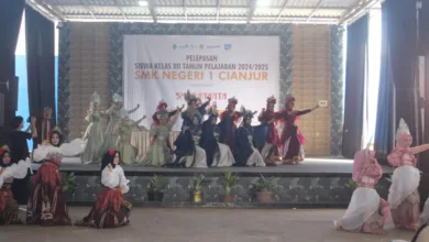 SMKN 1 Cianjur Gelar Pelepasan Kelas XII dengan Tema "Smarananta Trikala"