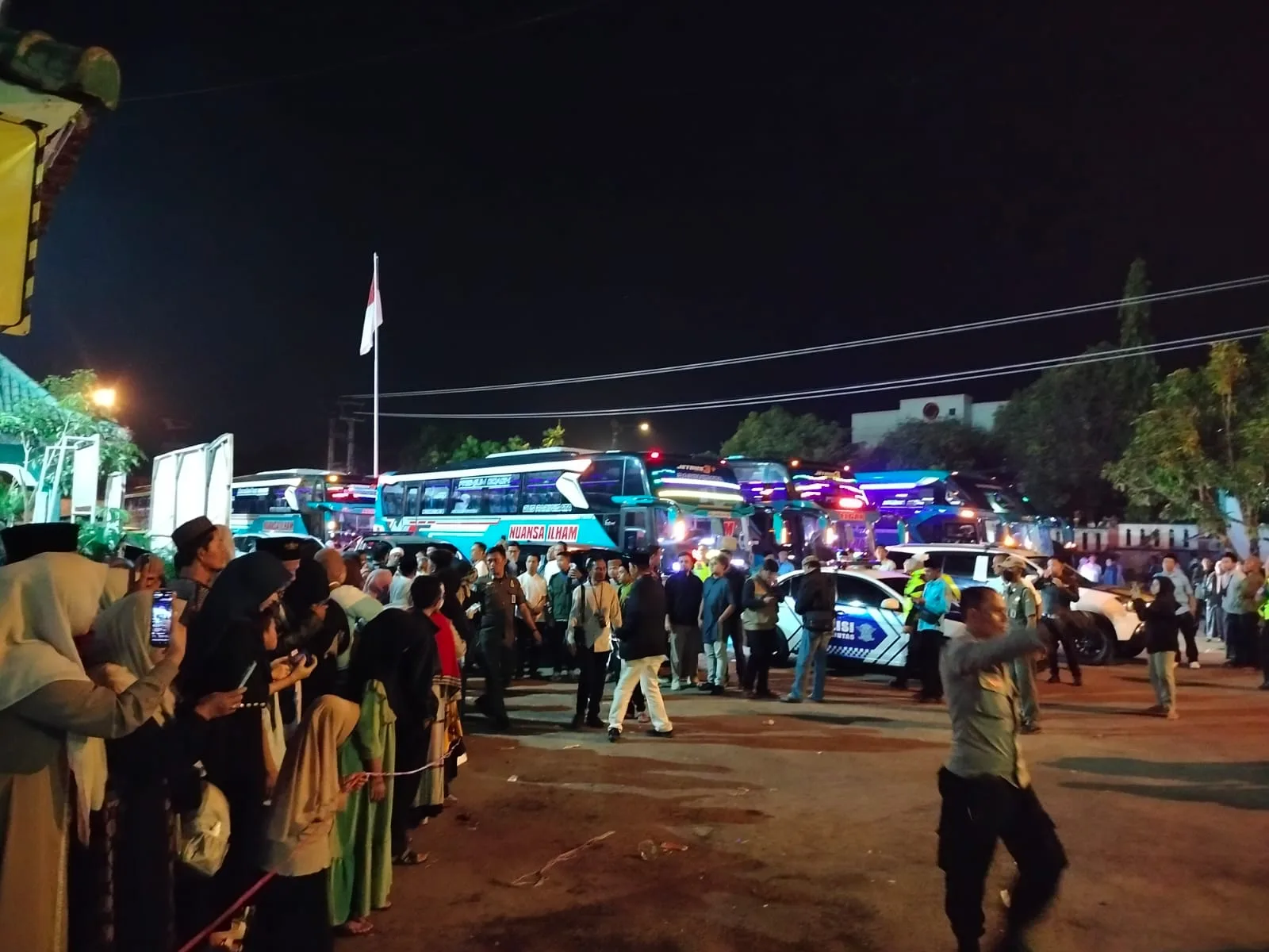 PLN Siaga Dukung Keberangkatan Jemaah Haji Cianjur Pasokan Listrik Andal, Doa Mengalir ke Tanah Suci