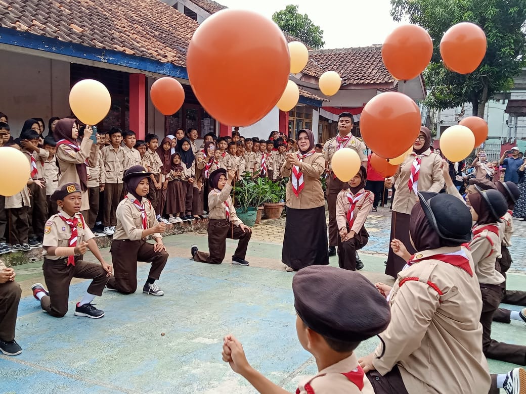 Kelulusan SDN Gayam Cianjur Digelar Sederhana Namun Penuh Makna, Kepsek: Kami Tak Pungut Biaya