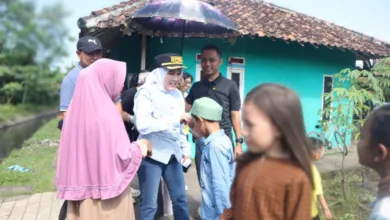 Ketua DPRD Cianjur Bagikan Ribuan Bingkisan Daging Kurban, Perkuat Empati dan Solidaritas Warga Saat Serap Aspirasi