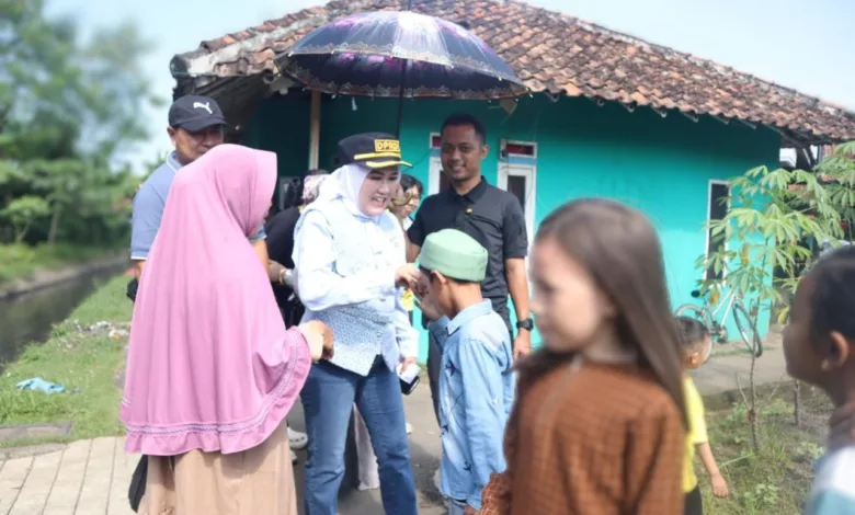 Ketua DPRD Cianjur Bagikan Ribuan Bingkisan Daging Kurban, Perkuat Empati dan Solidaritas Warga Saat Serap Aspirasi