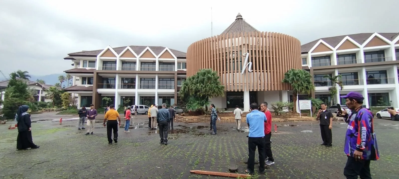 Sengketa Tanah Hotel Yasmin Cipanas Berakhir dengan Penetapan Patok Batas Wilayah