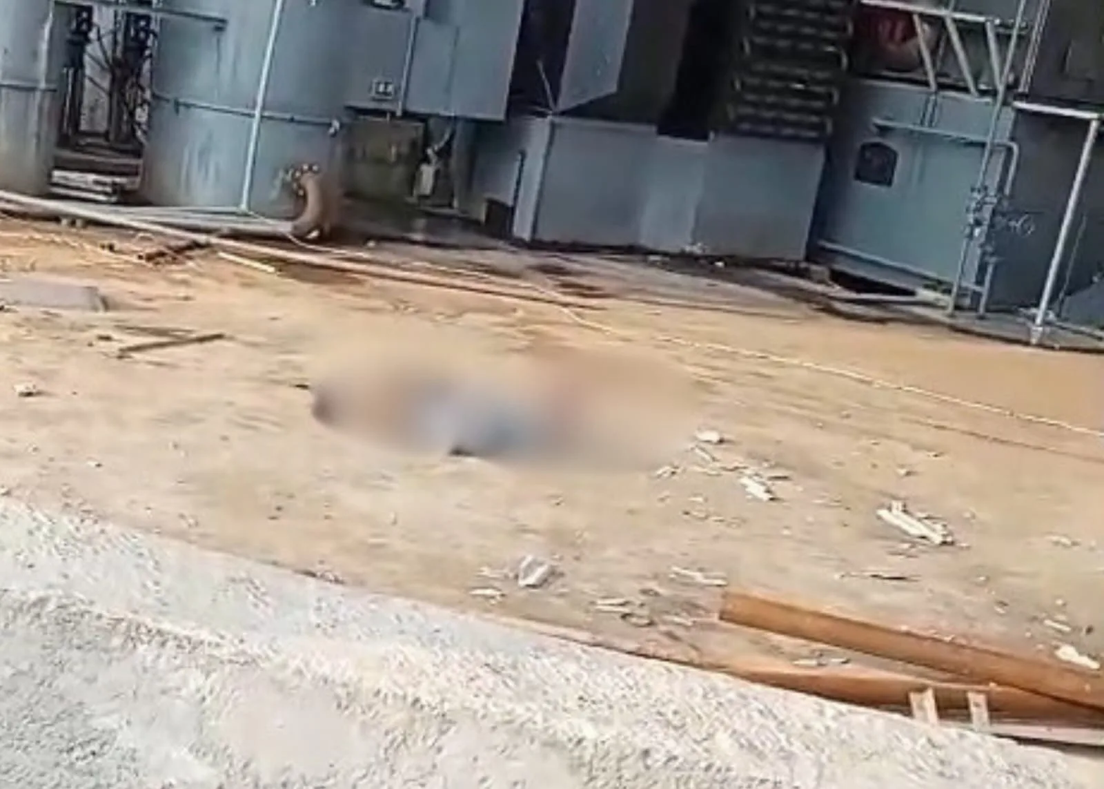 Diduga Tak Gunakan APD, Seorang Pekerja Kontruksi Pabrik Meninggal Usai Terjatuh Saat Pasang Atap di Sukamaju