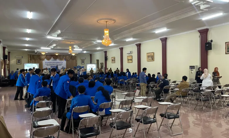 Sebanyak 102 mahasiswa Universitas Putra Indonesia (UNPI) akan melaksanakan KKN di 18 desa Kecamatan Cibeber pada Juli-Agustus 2025.