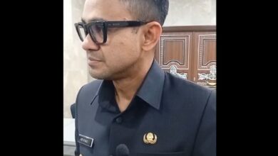 Kejari Cianjur geledah Kantor Dishub terkait dugaan korupsi proyek PJU senilai Rp40 miliar. Wakil Bupati Abi Ramzi tegaskan harus ada yang bertanggung jawab atas kasus ini