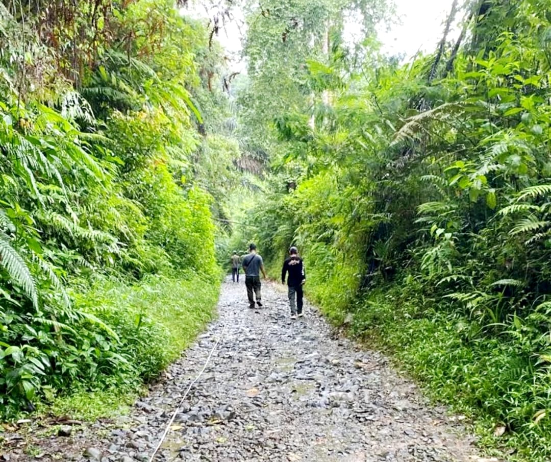 Salah satu potret kondisi jalan rusak yang menjadi target perbaikan Pemkab Cianjur.
