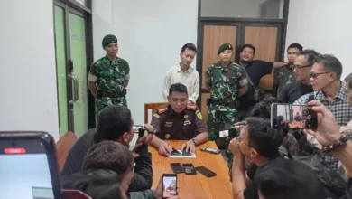 Kejari Cianjur mengamankan Rp1 miliar dalam penyidikan dugaan korupsi proyek PJU. Sebanyak 30 saksi telah diperiksa dan nama calon tersangka sudah dikantongi.