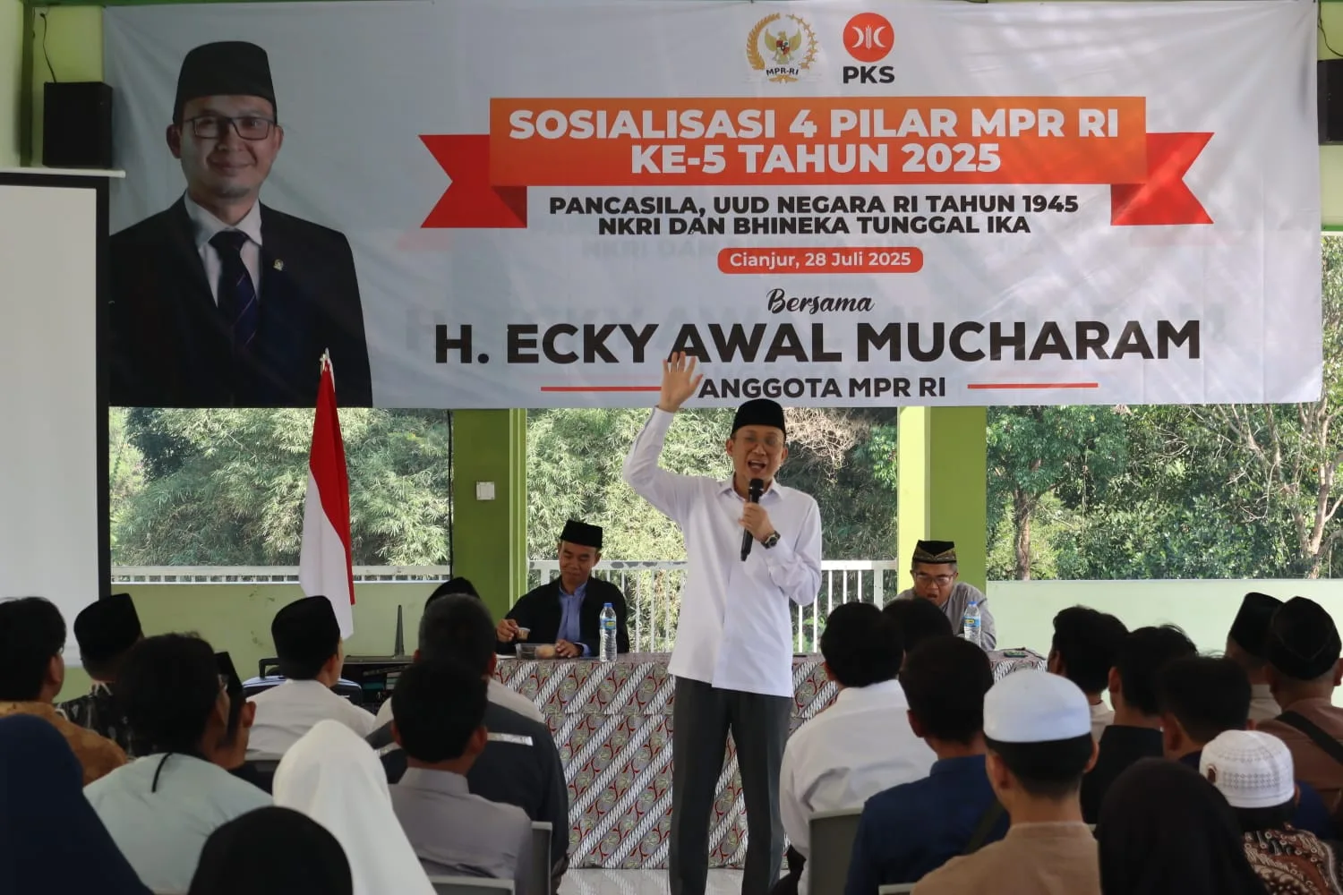 Sosialisasi 4 Pilar MPR RI H. Ecky Awal Mucharam: Perkuat Peran Guru dan Tenaga Pendidik