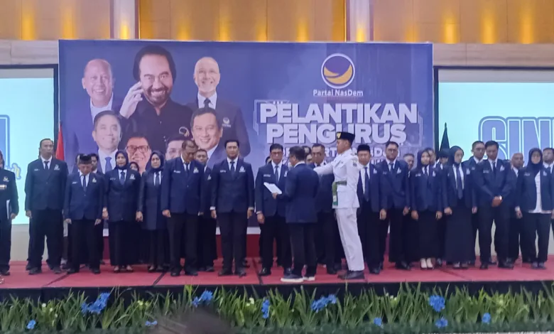 DPD Partai NasDem Cianjur melantik pengurus baru pada Sabtu (26/07/2025). Dengan konsolidasi internal, NasDem menargetkan perolehan 10 kursi DPRD Cianjur pada Pemilu 2029.