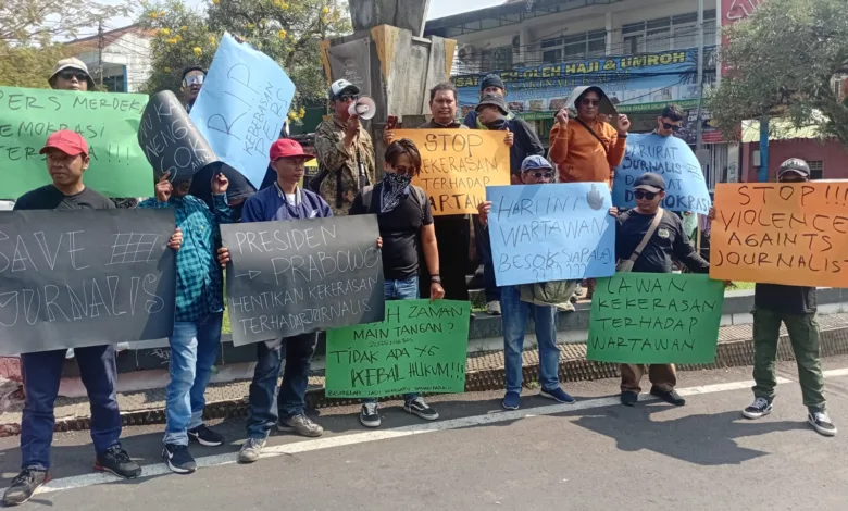 Minta Pelaku Diringkus, PWI - IJTI Cianjur Gelar Aksi Solidaritas Tolak Kekerasan terhadap Jurnalis