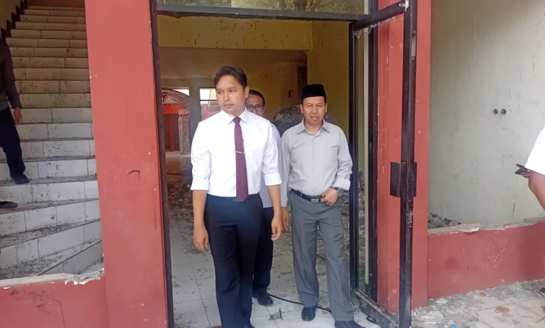 Gedung Eks SDN Jenab 1 Terbengkalai, 227 Kusen dan Pintu Raib Digondol Maling