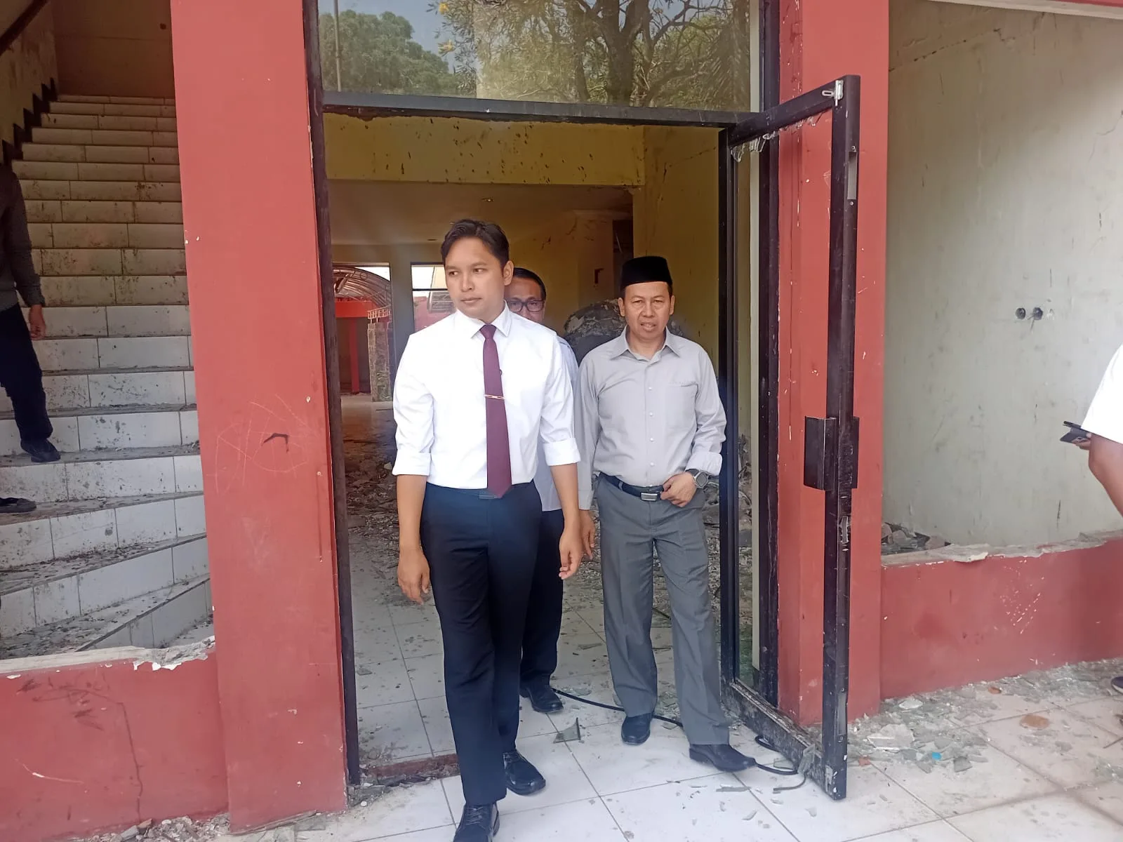 Gedung Eks SDN Jenab 1 Terbengkalai, 227 Kusen dan Pintu Raib Digondol Maling