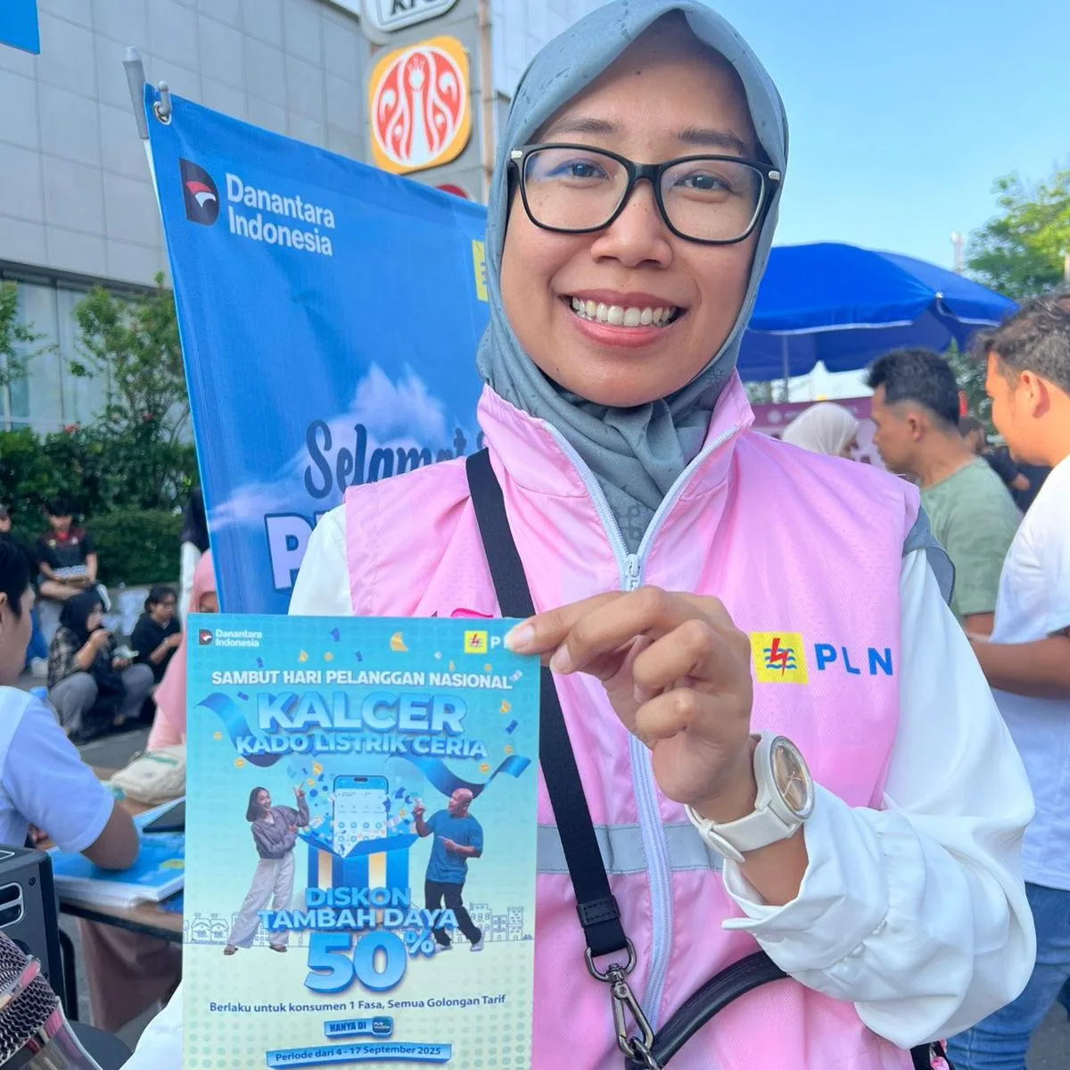 Hari Pelanggan Nasional, PLN UP3 Cianjur Buka Booth di Car Free Day