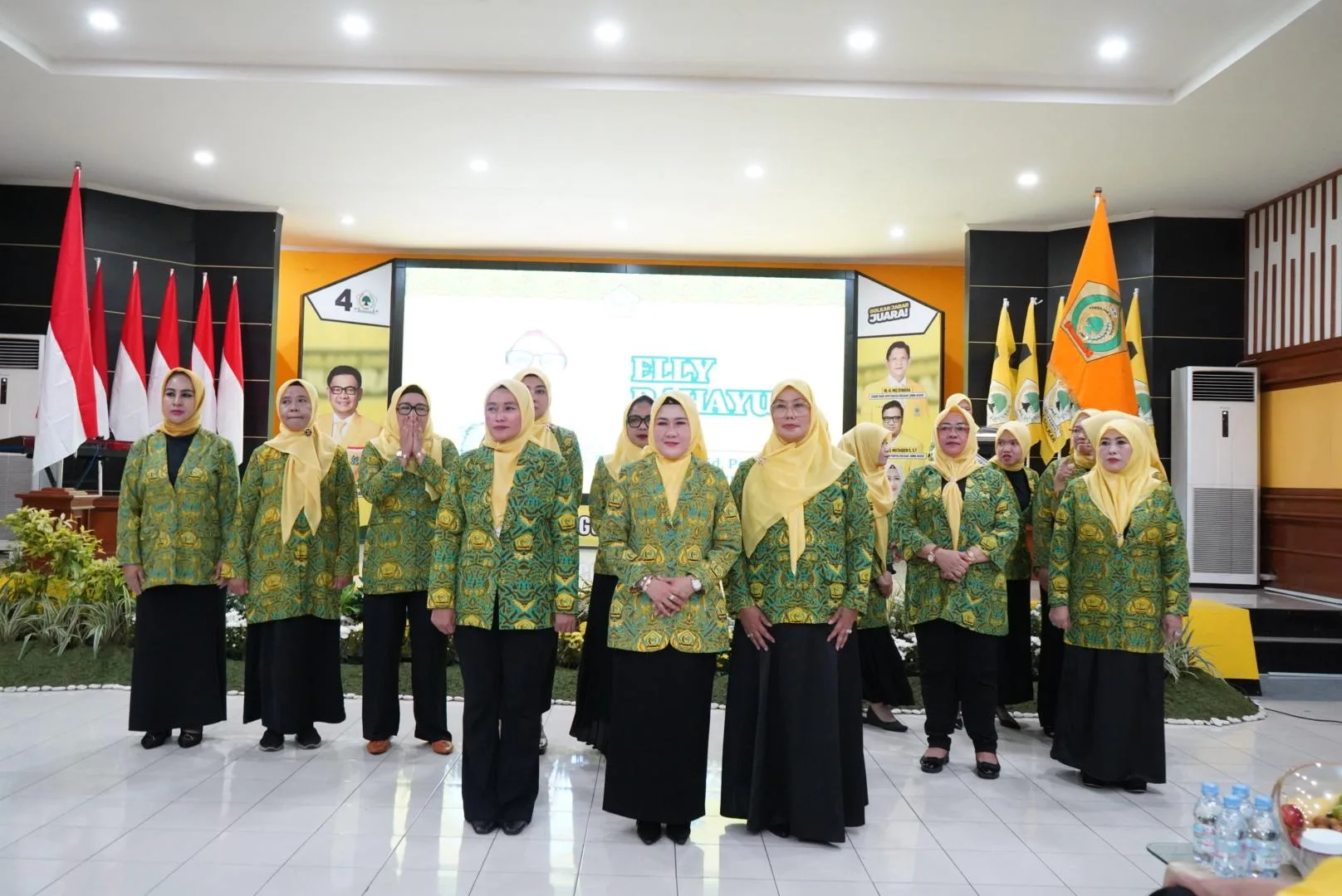 Ketua DPD Pengajian Al-Hidayah Jabar, Metty Triantika Ajak Pengurus Baru Makin Kompak Lebih Inovatif