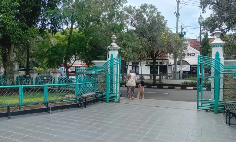 Usai Kesepakatan Bersama, Kawasan Sekitar Masjid Agung Cianjur Bakal Kosong Tanpa Pedagang