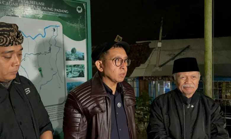 Menteri Kebudayaan Fadli Zon secara resmi membuka proyek pemugaran Situs Cagar Budaya Gunung Padang di Cianjur, Rabu (8/10/2025). (Foto: vito)