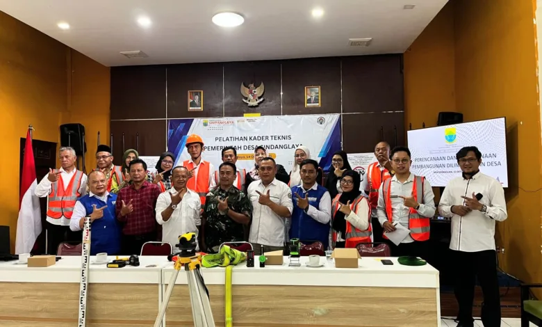Bekal Konkret Pembangunan Desa yang Profesional, Perangkat dan Elemen Desa Sindanglaya Ikuti Pelatihan Kader Teknis