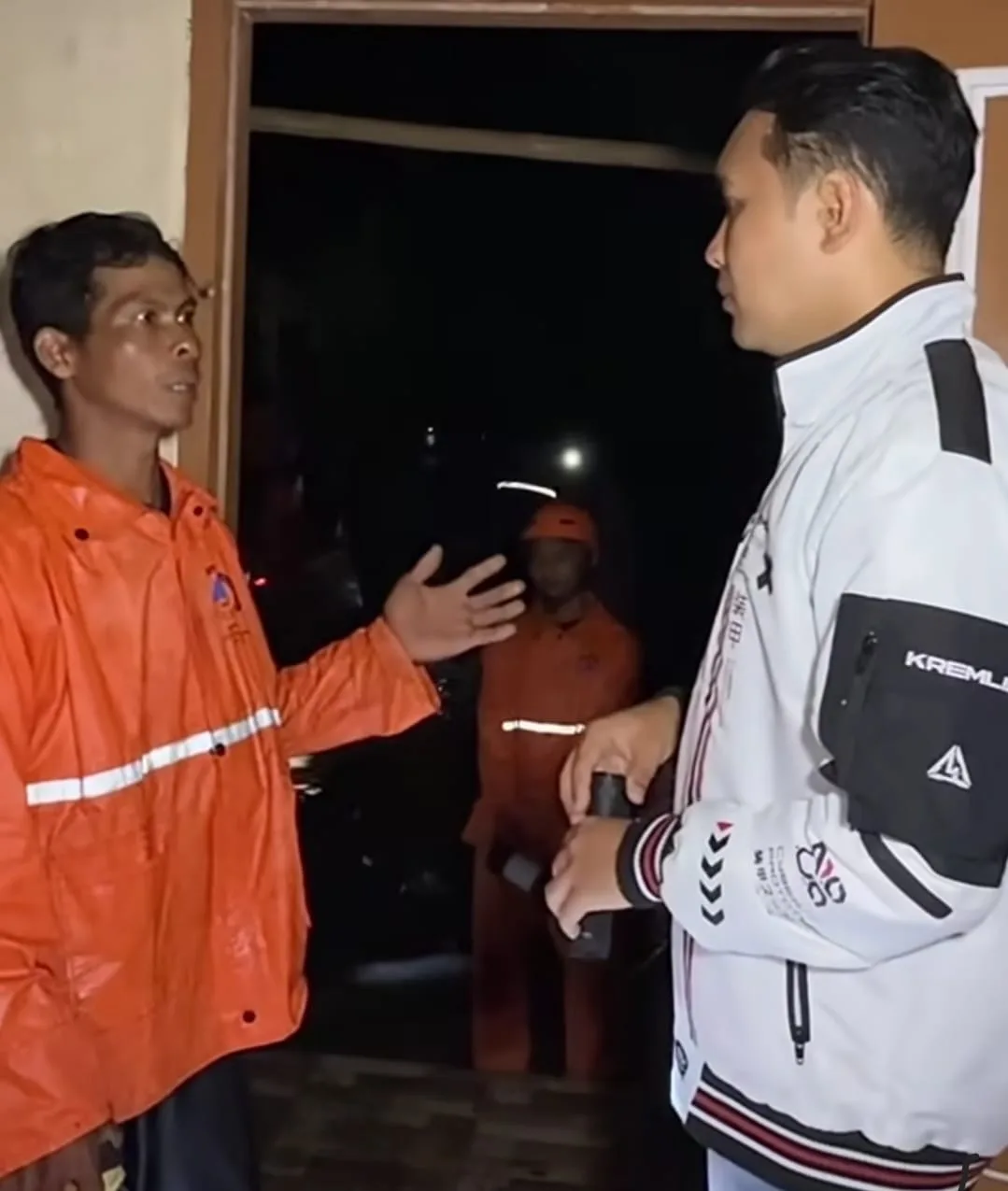 dr. Mohammad Wahyu Tinjau Langsung Lokasi, Pastikan Penanganan Cepat dan Janjikan Pembangunan Kembali Rumah Korban