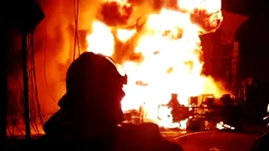 Malam Horor di Cianjur, Truk Tangki BBM Terguling Bakar Pos Polisi dan Kendaraan