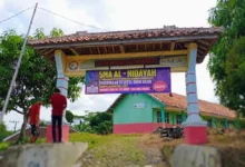 Honor Guru SMA Al-Hidayah Agrabinta Tiga Bulan Tak Dibayar, Kepsek Akui Nunggak Belasan Juta: Itu Sudah Beres