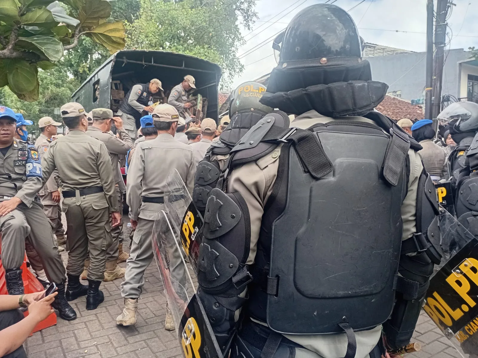 Suasana Memanas, Tujuh Orang Alami Luka Saat Eksekusi Pasar Bomero Cianjur