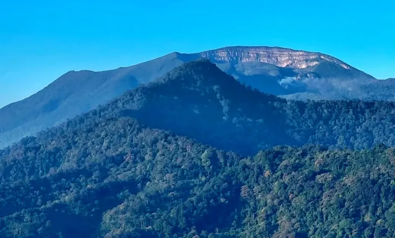 Bupati Cianjur Tantang Proyek Nasional Geothermal, Janji Kembangkan Wisata Alam di Gunung Gede Pangrango