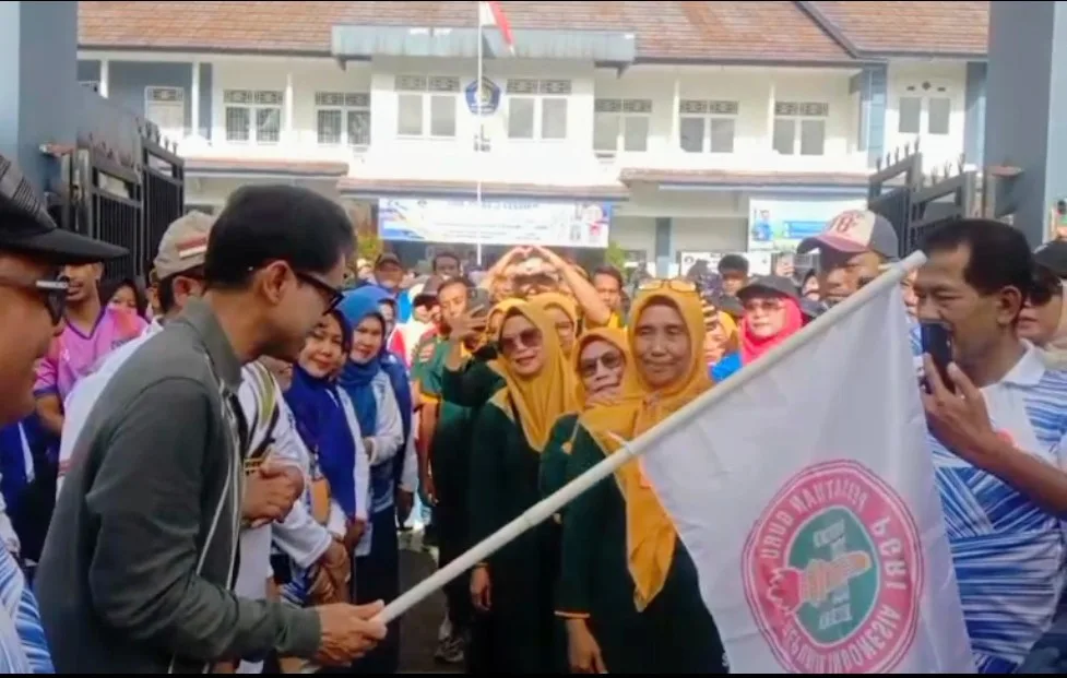 PGRI Kecamatan Cianjur Peringati Hari Guru ke-80, Wabup Ramzi: Jangan Ada Guru Terdegradasi