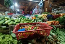 Pedagang sayur mayur di pasar Cipanas Cianjur.