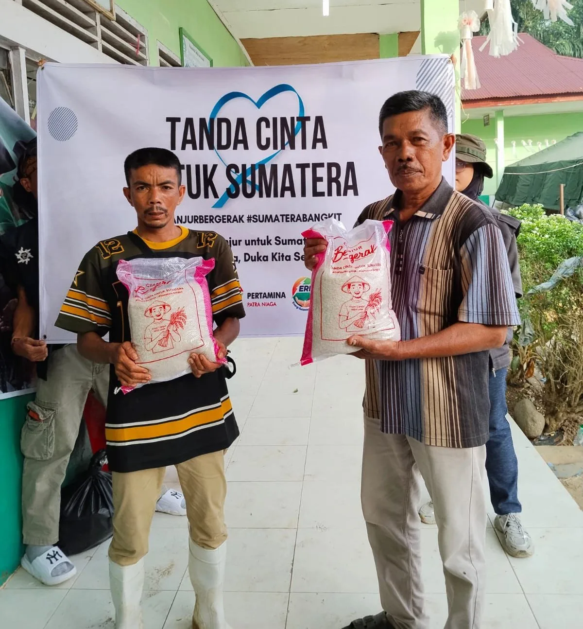 Pertamina Patra Niaga Peduli Sumatera, Salurkan Bantuan Bagi Penyintas Melalui Relawan 'Cianjur Bergerak'