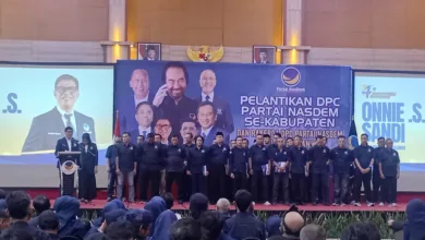 Pelantikan pengurus DPC Partai NasDem se-Kabupaten Cianjur di Hotel Le Eminence, Jumat (30/1/2025). Wakil Bupati Cianjur Abi Ramzi menegaskan fokus bersinergi dengan Bupati demi pembangunan dan pelayanan masyarakat. (Foto: Fauzi/Cianjurupdate)