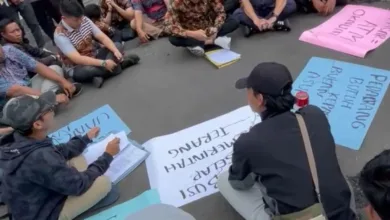 JIM Cianjur melakukan aksi unjuk rasa ke Diskumdagin Cianjur, Kamis (15/1/2026). (Dok/Istimewa)