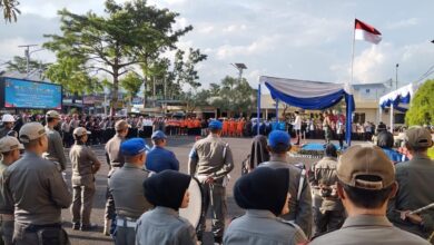 Seluruh unsur pengamanan di Kabupaten Cianjur mengikuti apel gelar pasukan Operasi Ketupat Lodaya 2026 di Mapolres Cianjur. Foto: Rendi/Cianjur Update