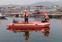 Tim SAR Gabungan melakukan pencarian terhadap seorang pemuda yang dilaporkan tenggelam di Danau Cirata, Jumat (8/5/2026). Foto: Istimewa