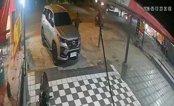 Aksi pencurian dengan modus pecah kaca mobil terjadi di Karangtengah, Cianjur. Foto: Tangkapan Layar Video