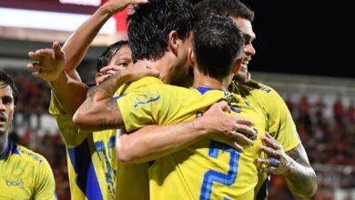 Para pemain Persib Bandung merayakan gol Thom Haye ke gawang PSM Makassar dalam laga penting BRI Super League 2025/2026. Maung Bandung kini selangkah lagi mengunci gelar juara dan menciptakan sejarah baru musim ini. Foto: Bandung Football
