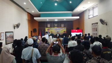 Anggota DPRD Kabupaten Cianjur Fraksi Golkar Dapil III, Asep Iwan, menggelar kegiatan reses bersama warga di Desa Sendanglayang, Kecamatan Cipanas, Jumat (22/5/2026). Foto: Rendi Irawan/Cianjur Update