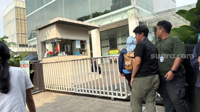 Suasana kantor BGN di Jakarta Pusat saat digeledah Kejaksaan Agung, Rabu (3/6/2026). (Suara.com/Lilis)