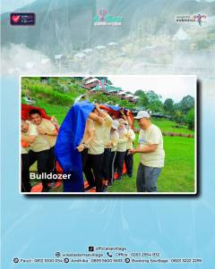 TeamworkmakesthedreamworkMelepaspenatdarirutinitaskantordenganfungamesditengah-3